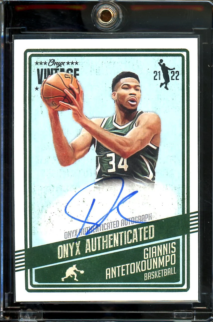 2021 Onyx Vintage Giannis Antetokounmpo Auto Bucks