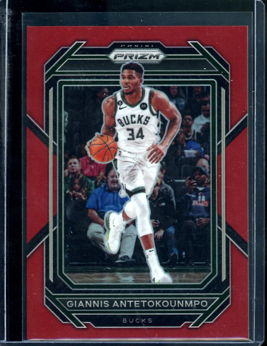 2022/23 Panini Prizm Giannis Antetokounmpo Red /299 Bucks