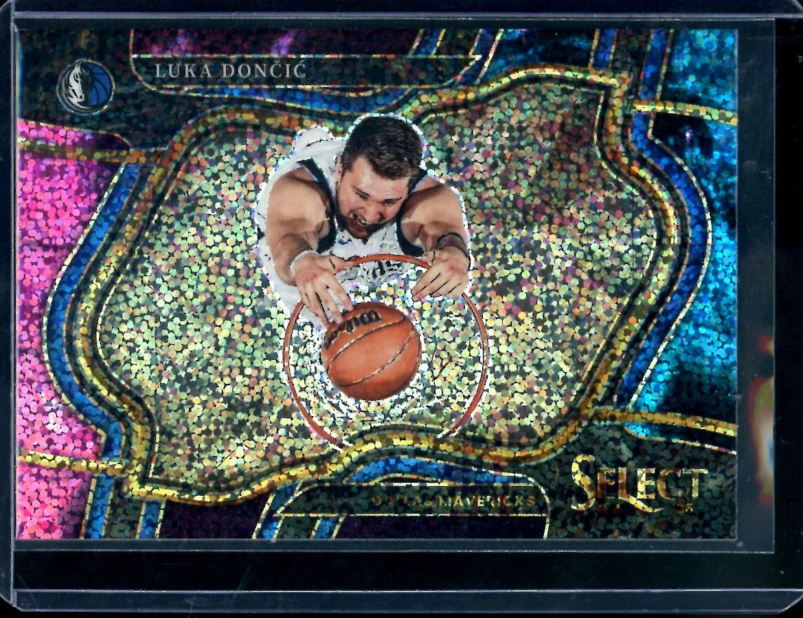 2022/23 Panini Select Luka Doncic Courtside Cosmic Mavericks