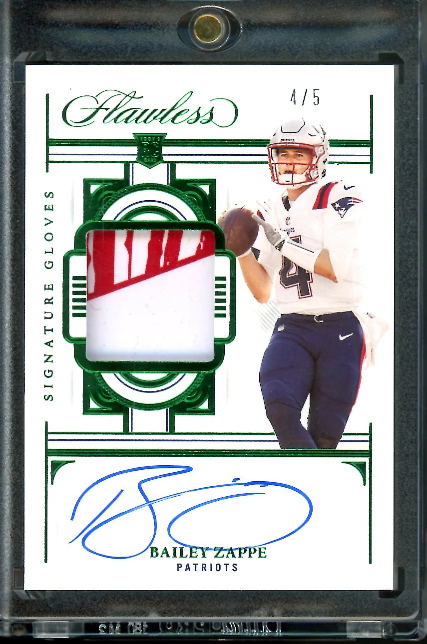 2022 Panini Flawless Bailey Zappe Rookie Auto Signatures Gloves RPA Green /5 Patriots