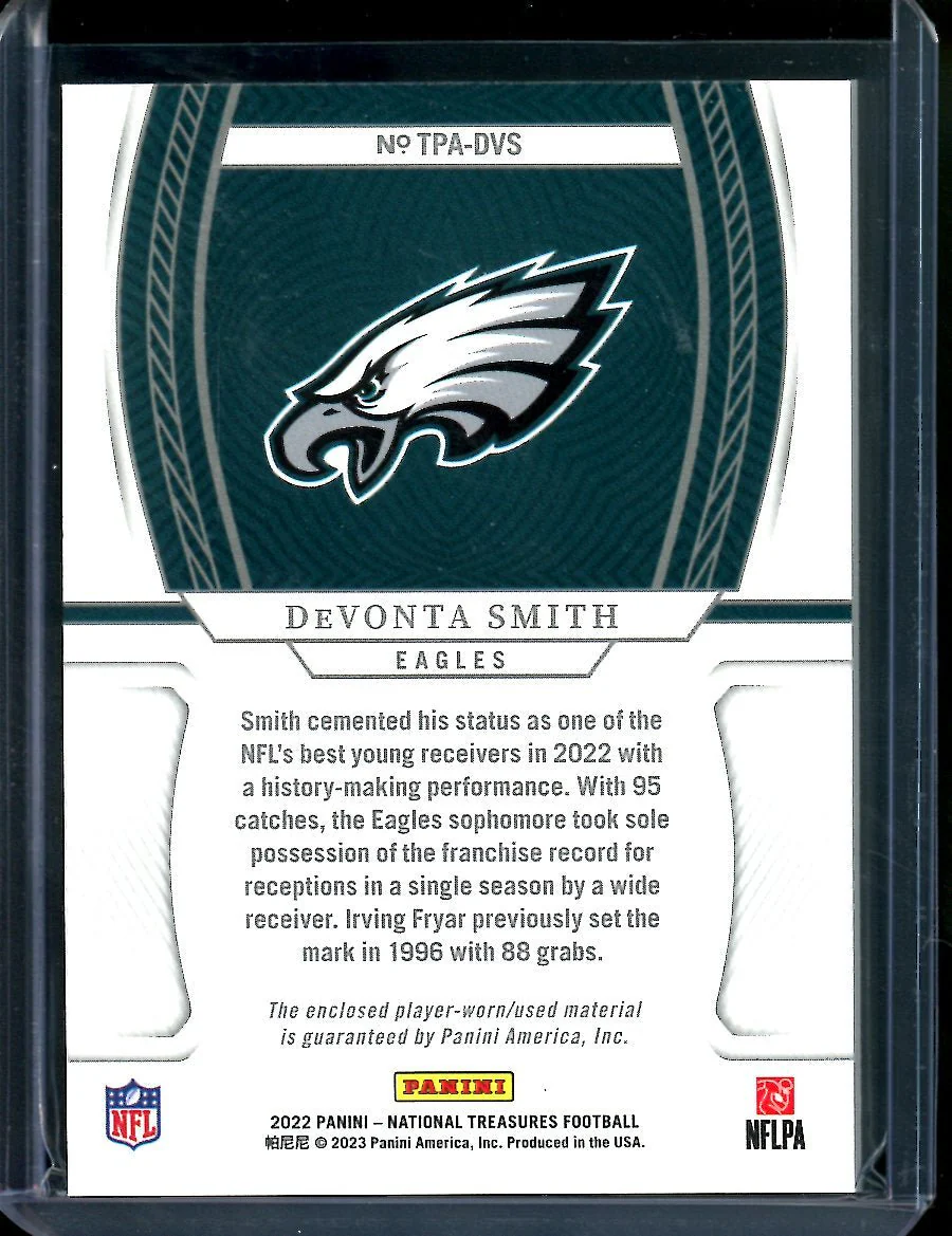 2022 Panini National Treasures DeVonta Smith Treasured Patch /25 Eagles - Image 2