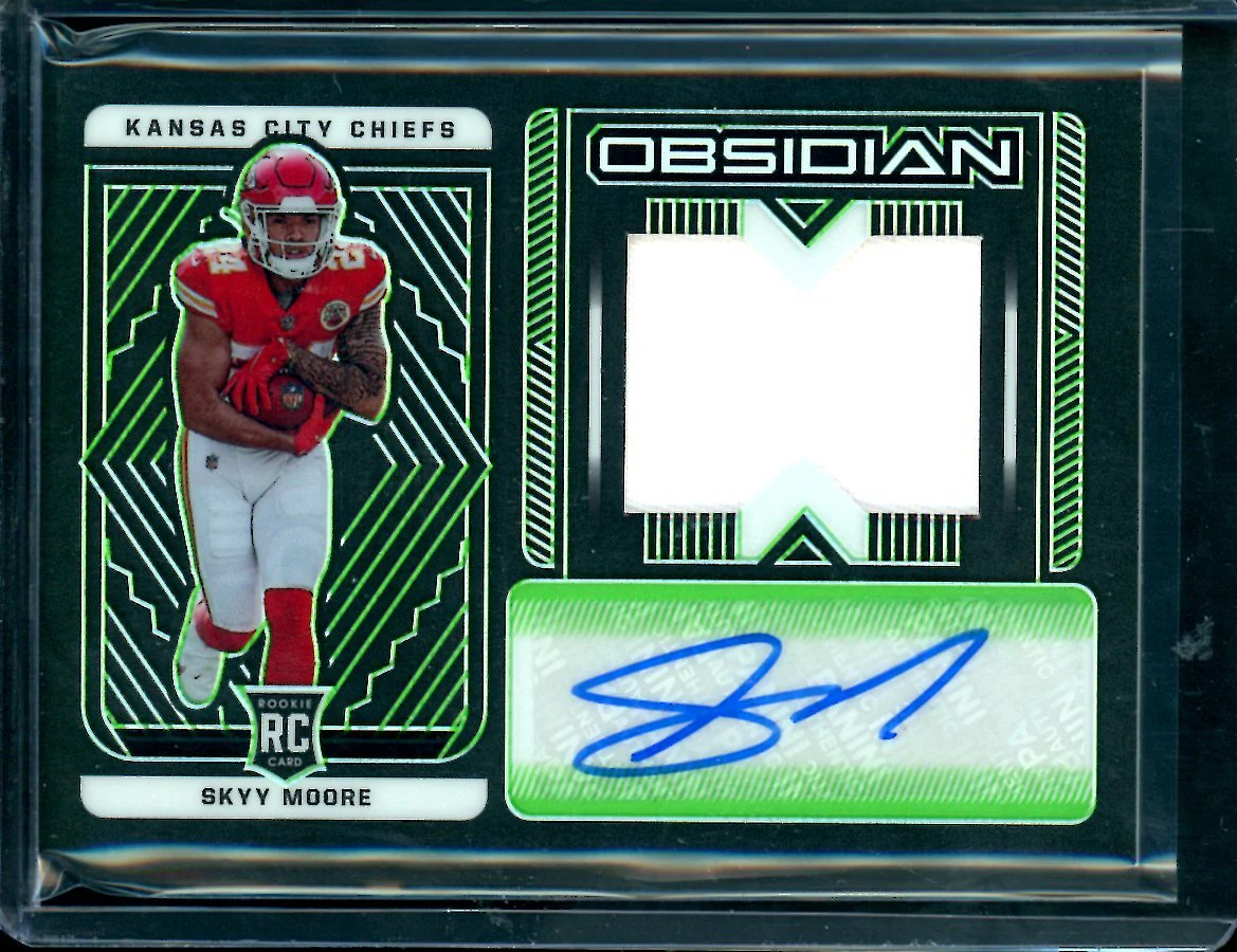 2022 Panini Obsidian Skyy Moore Rookie RPA Green Etch /50 Chiefs