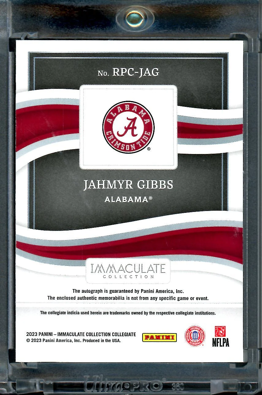 2023 Panini Immaculate Collegiate Johmyr Gibbs Jumbo Hat Patch Auto /10 Alabama - Image 2